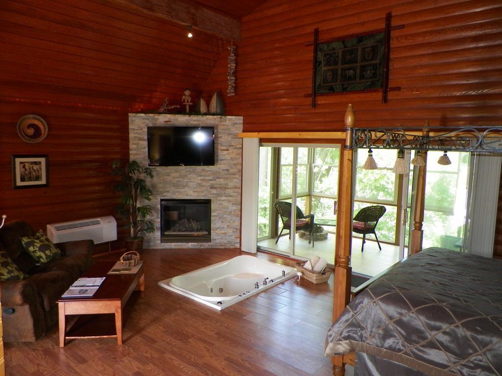 Serenity Springs - Michigan City Hotel Springfield Luaran gambar
